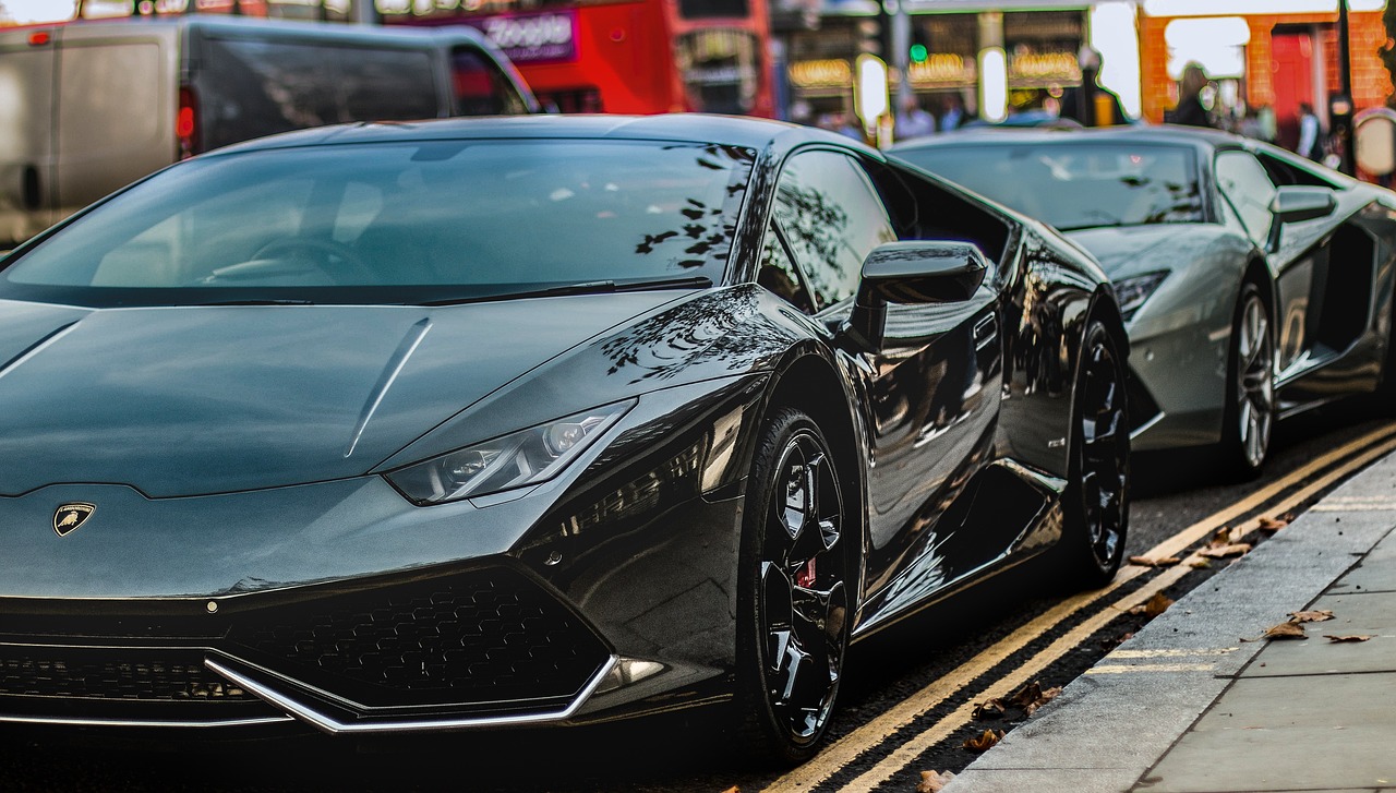 兰博基尼 价格(新车 | 售272万元，V10动力后驱，兰博基尼Huracán Tecnica上市)